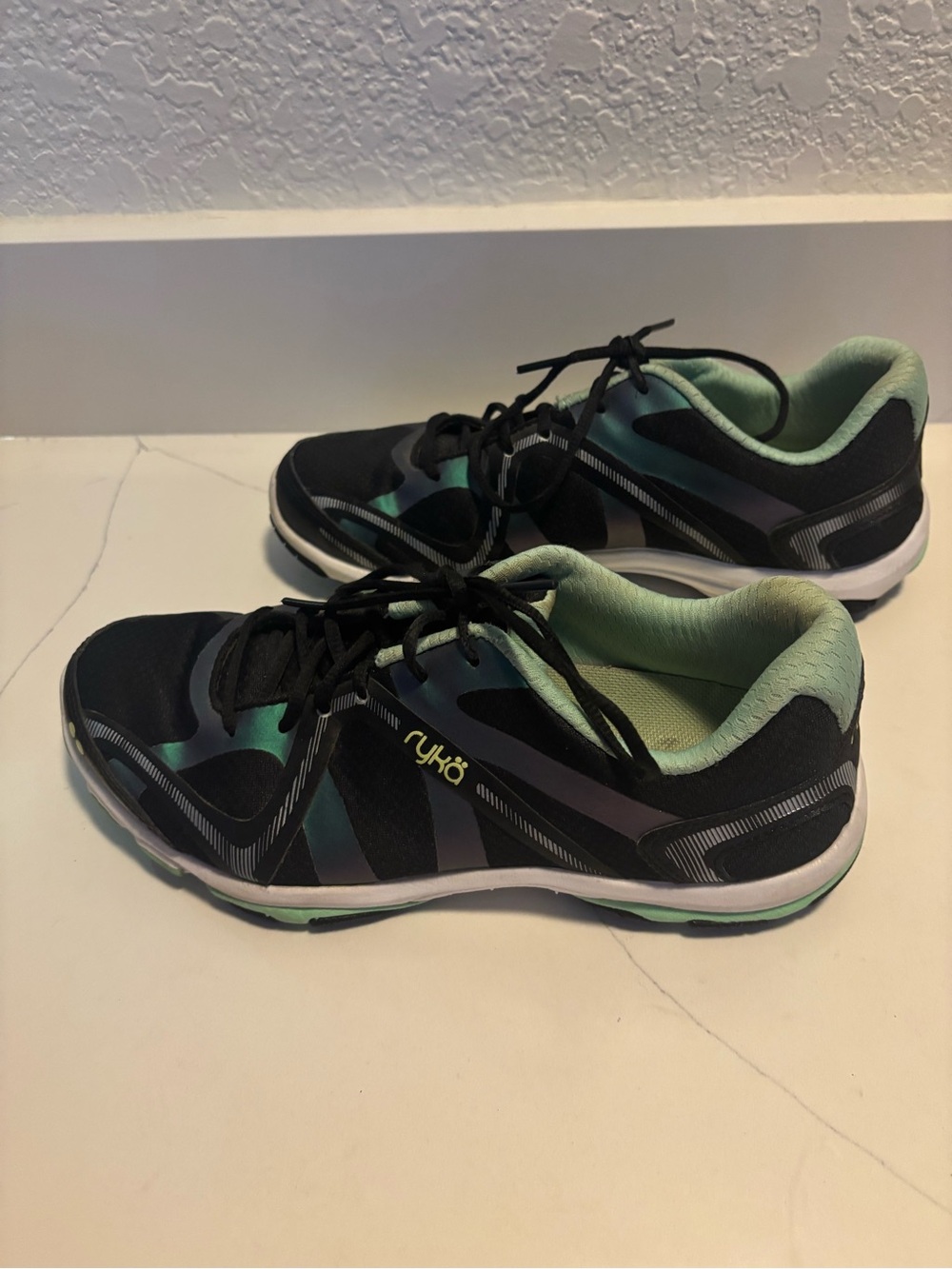 Ryka N-Gage Women's Influence Training Walking Shoe Sz 8 US / EU 38